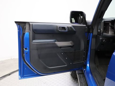 Used 2023 Ford Bronco Outer Banks w/ Sasquatch Package image 16