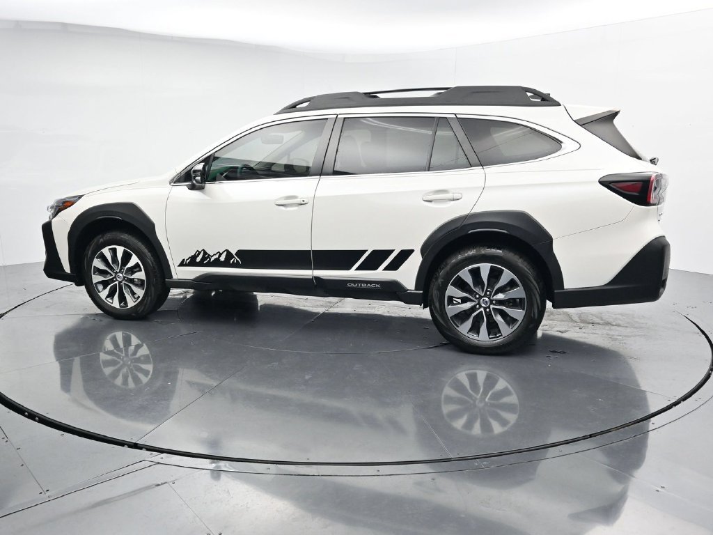 Used 2024 Subaru Outback Limited AWD/4WD image 5