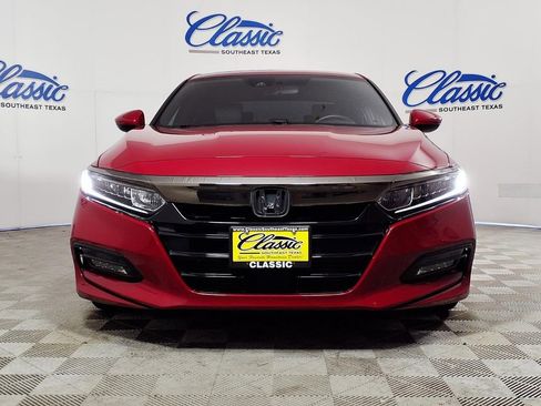 Used 2019 Honda Accord Sport image 3