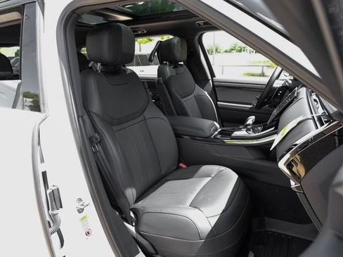 New 2026 Land Rover Range Rover Sport SE AWD/4WD image 44