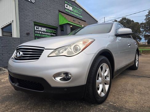 Used 2010 INFINITI EX35 Journey image 2