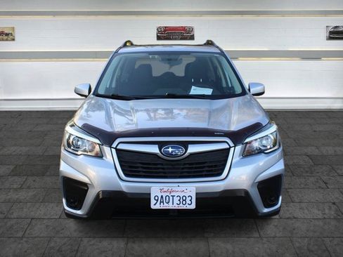 Used 2019 Subaru Forester Premium AWD/4WD image 2