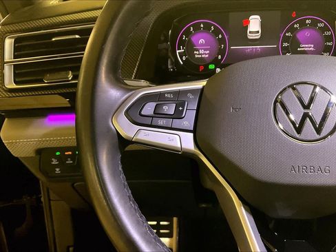 Used 2024 Volkswagen Atlas Cross Sport SEL R-Line image 22