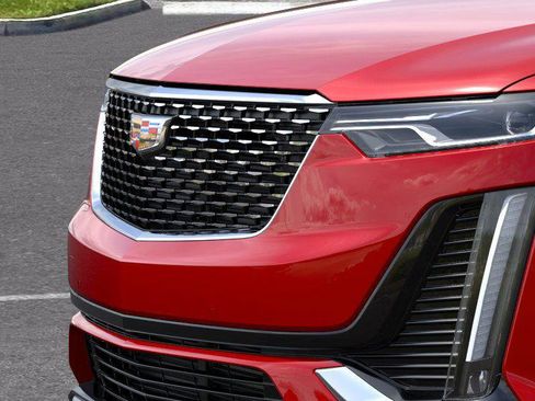 New 2025 Cadillac XT6 Luxury image 14