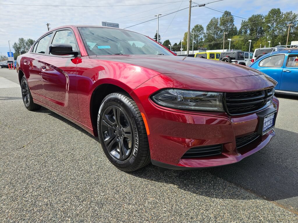 Used 2023 Dodge Charger SXT RWD image 6