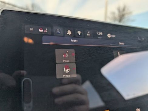 Used 2024 Jeep Compass Limited image 4