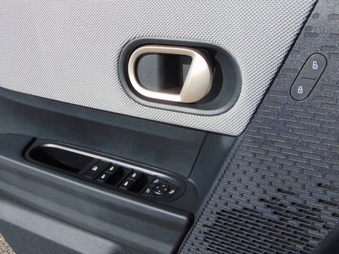 Used 2025 MINI Cooper S image 19