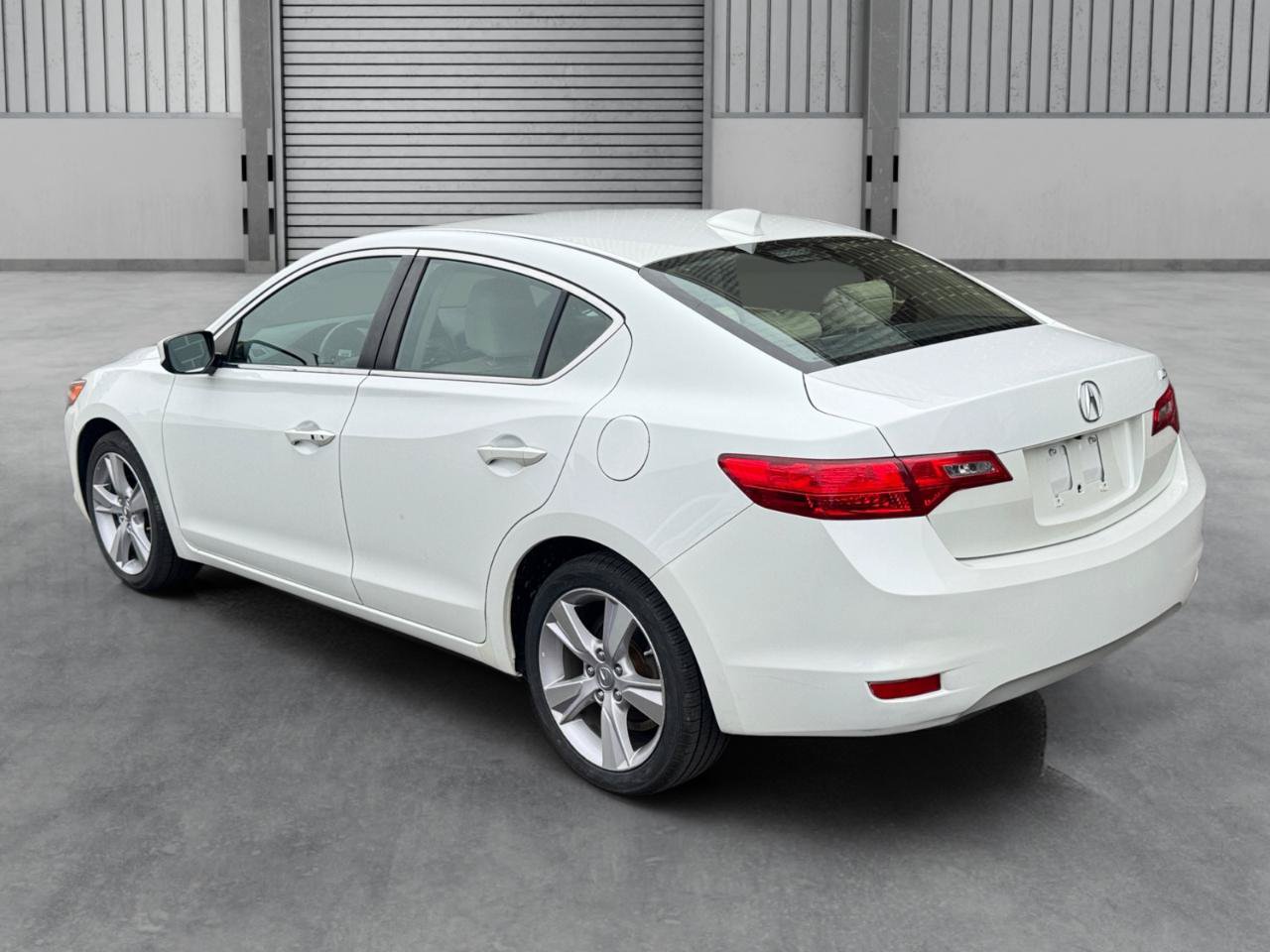 Used 2015 Acura ILX w/ Technology Package FWD image 33