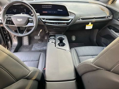 New 2026 Cadillac Lyriq Sport AWD/4WD image 16
