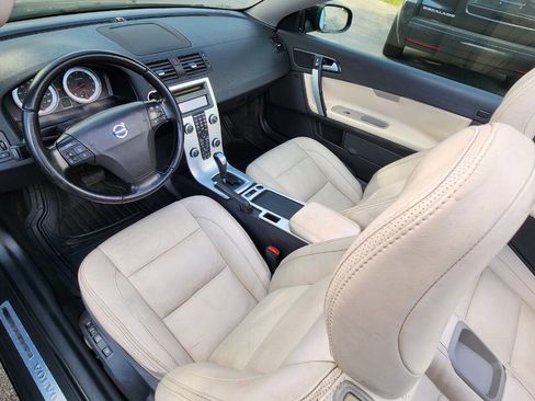 Used 2012 Volvo C70 T5 w/ Climate Pkg image 26