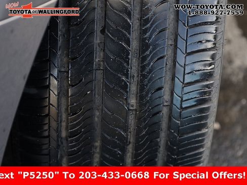 Certified 2023 Toyota Camry SE image 6