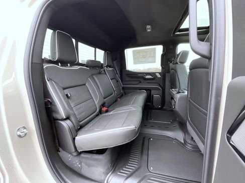 New 2026 GMC Sierra 1500 AT4X AWD/4WD image 18