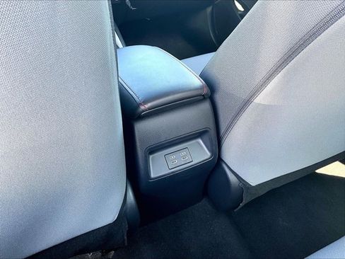 Used 2023 Toyota Corolla SE w/ SE Premium Package FWD image 24