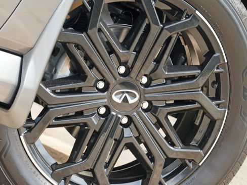 Used 2026 INFINITI QX80 4WD image 64