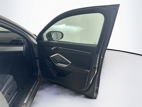 Used 2021 Audi Q3 2.0T Premium w/ Convenience Package image 35