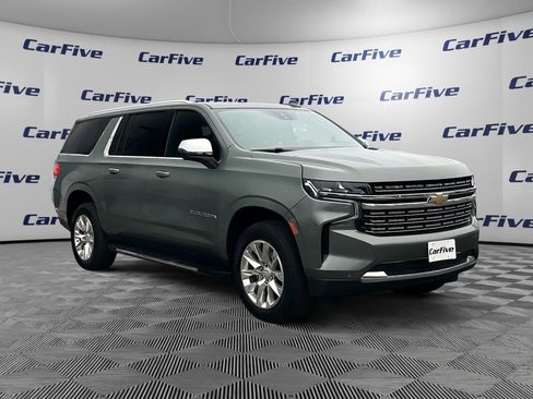 Used 2023 Chevrolet Suburban Premier image 8