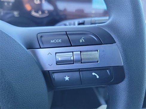 New 2025 Hyundai Santa Cruz SE image 9