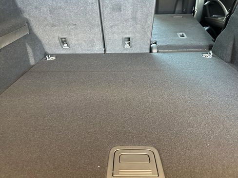 New 2025 Audi Q5 2.0T Premium Plus w/ Premium Plus image 12