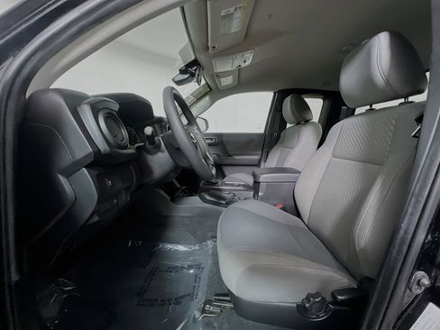 Used 2023 Toyota Tacoma SR w/ SR Convenience Package image 15