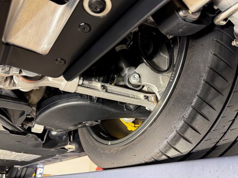 Used 2018 Porsche 911 GT2 RS image 91