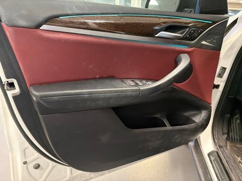 Used 2023 BMW X3 sDrive30i w/ Premium Package RWD image 8