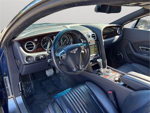 Used 2016 Bentley Continental GT image 6