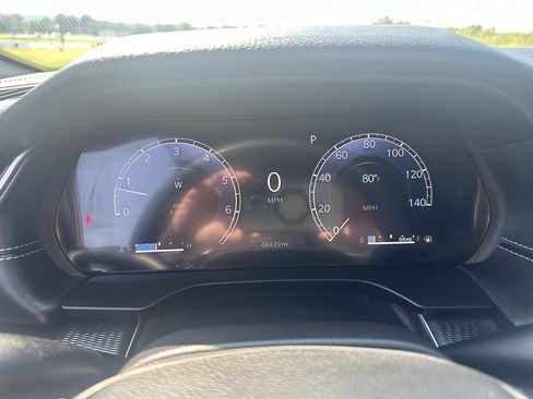 Used 2024 Jeep Grand Cherokee Altitude RWD image 20
