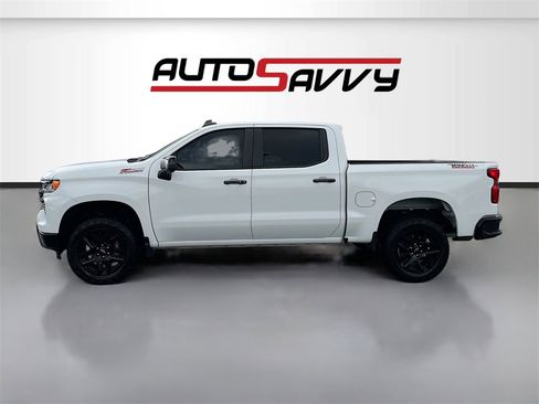 Used 2024 Chevrolet Silverado 1500 LT Trail Boss w/ Convenience Package II image 4