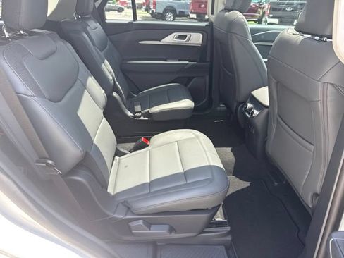 New 2026 Ford Explorer Active w/ Active Comfort Package AWD/4WD image 20