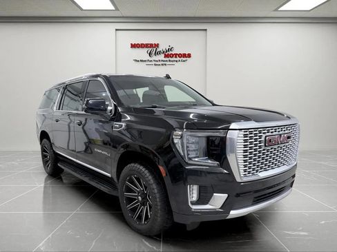 Used 2022 GMC Yukon XL Denali AWD/4WD image 7