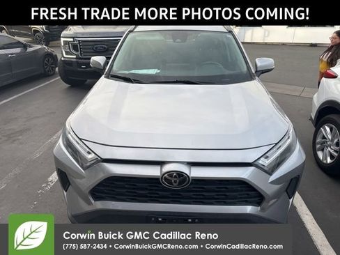 Used 2022 Toyota RAV4 XLE image 2