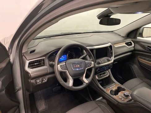 Used 2023 GMC Acadia SLE w/ Driver Convenience Package AWD/4WD image 6
