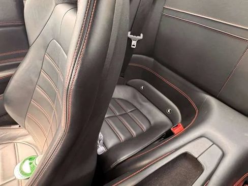 Used 2018 Ferrari California T RWD image 14