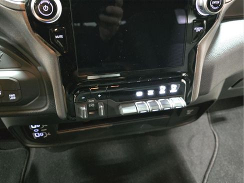 New 2026 RAM 3500 Tradesman AWD/4WD image 11