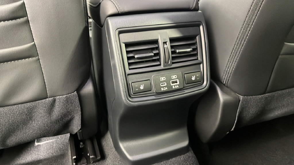 New 2026 Subaru Outback Limited AWD/4WD image 32