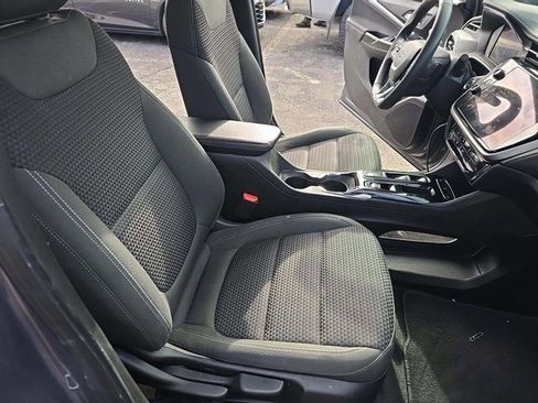 Used 2023 Chevrolet Bolt EUV LT image 5