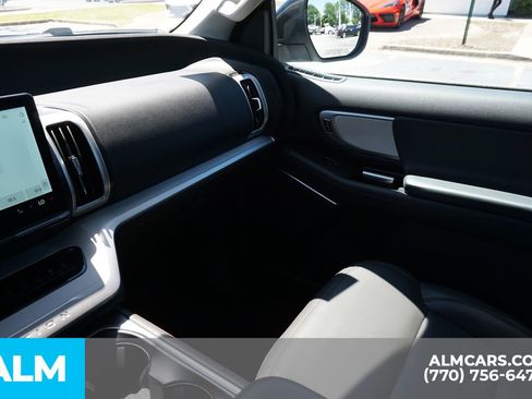 Used 2025 Ford Expedition Active AWD/4WD image 49
