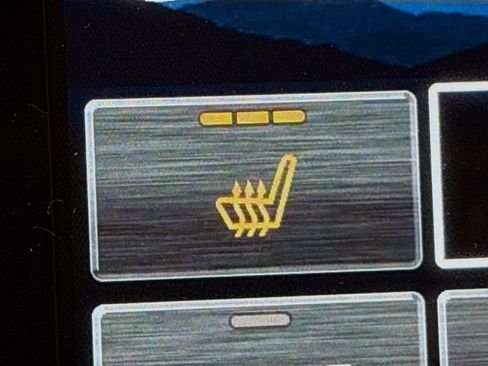 New 2025 Subaru Outback Premium image 19