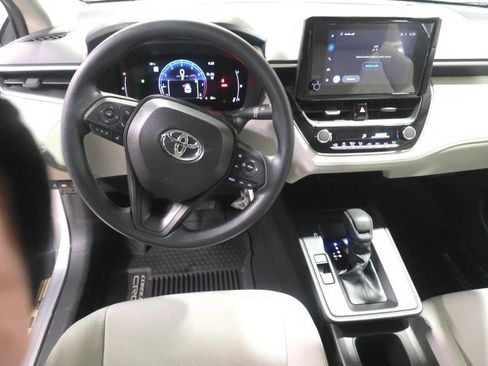 New 2026 Toyota Corolla Cross L image 9