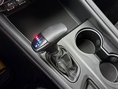 Used 2025 Dodge Durango GT AWD/4WD image 18