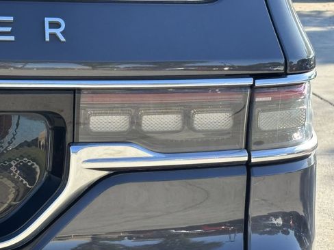 Used 2024 Jeep Grand Wagoneer L Base image 5