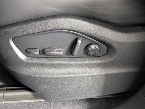 New 2026 Porsche Cayenne GTS image 29