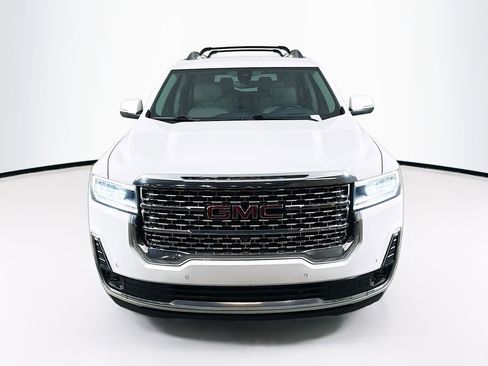 Used 2021 GMC Acadia Denali w/ Denali Technology Package FWD image 2