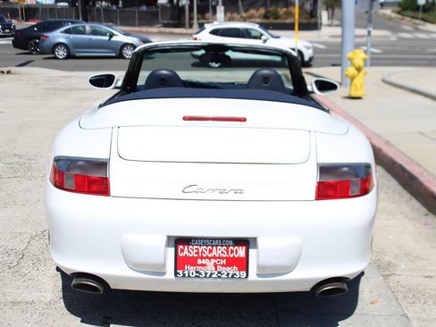 Used 2002 Porsche 911 Cabriolet image 4