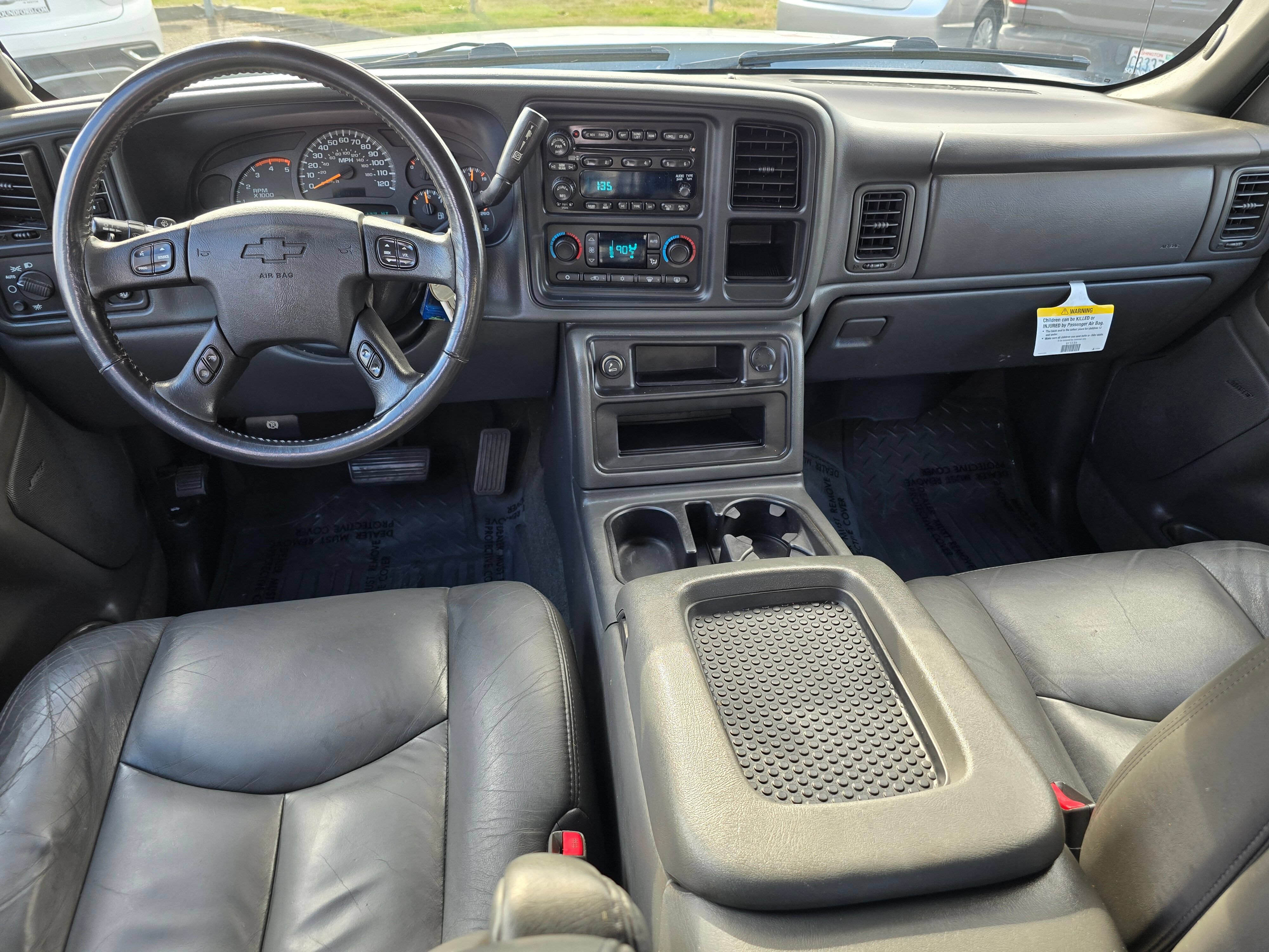Used 2005 Chevrolet Silverado 2500 LT w/ Heavy-Duty Power Package AWD/4WD image 19