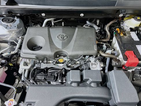Certified 2025 Toyota RAV4 LE FWD image 26