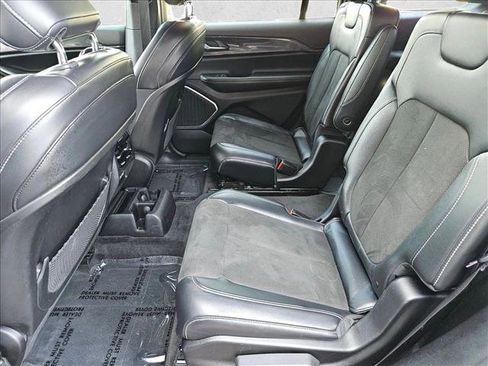 Used 2021 Jeep Grand Cherokee L Laredo AWD/4WD image 23