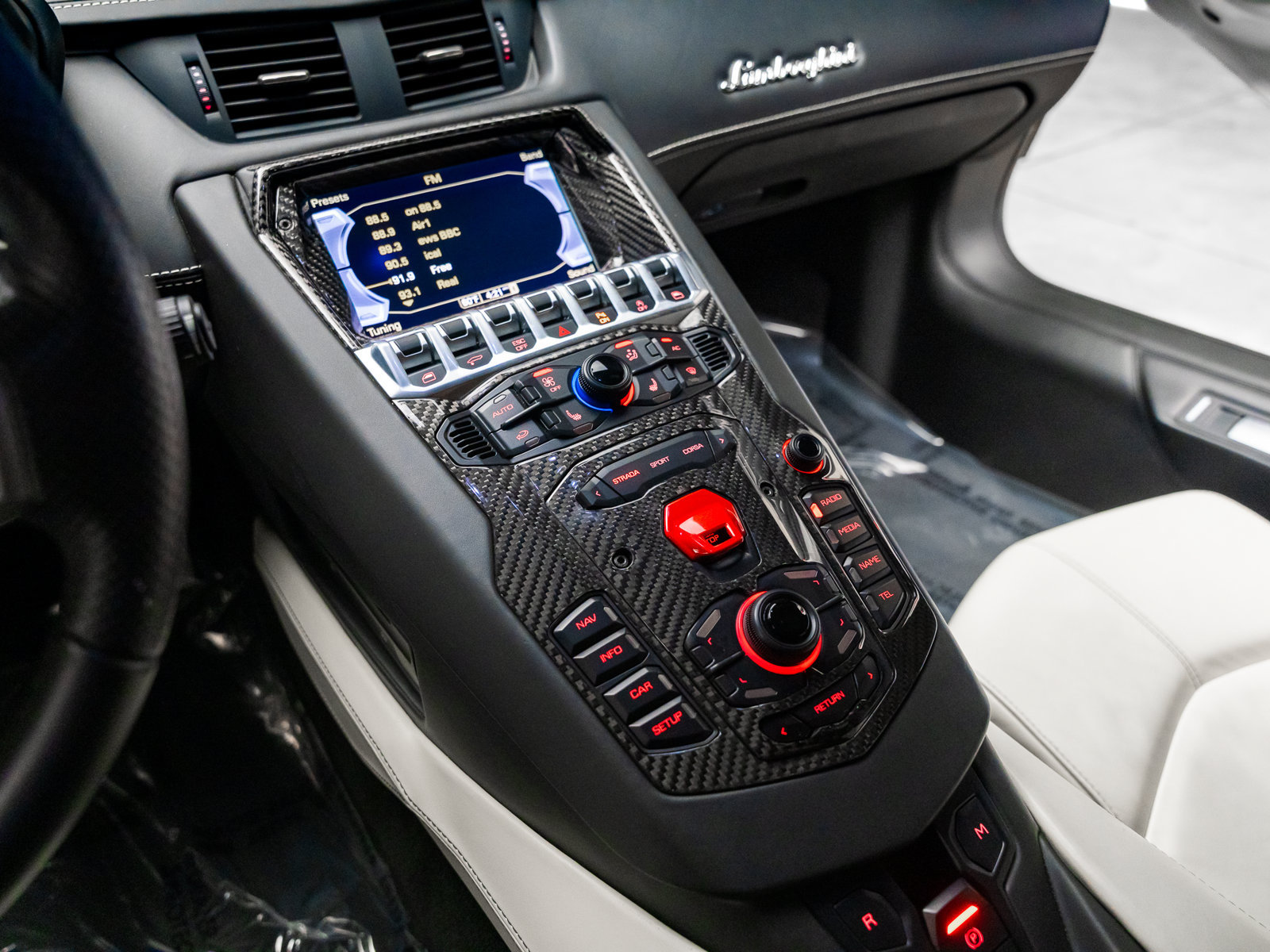 Used 2014 Lamborghini Aventador LP 700-4 AWD/4WD image 5