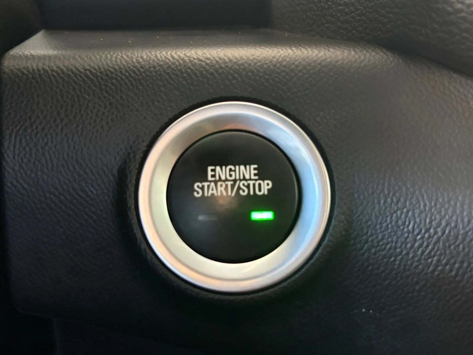 Used 2022 GMC Terrain SLT w/ LPO, Floor Liner Package AWD/4WD image 26