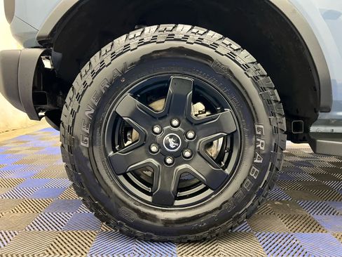 Used 2023 Ford Bronco Black Diamond image 13